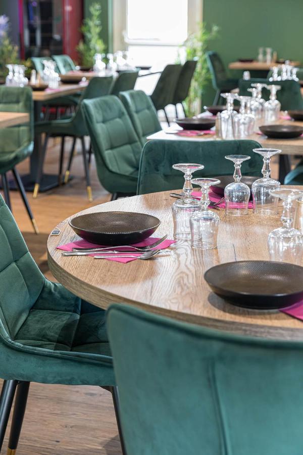 Logis Hotel Restaurant L'Abri Blavozy Buitenkant foto