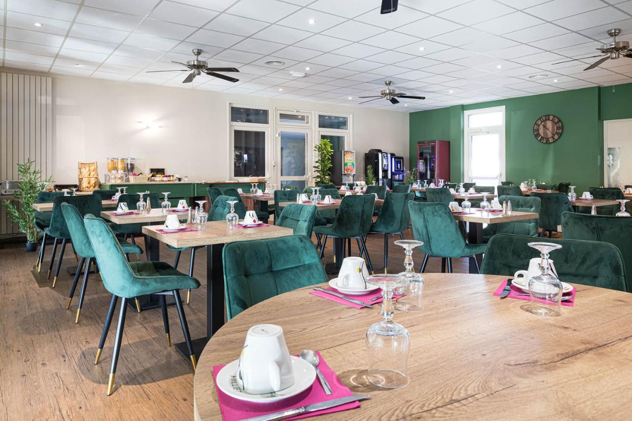 Logis Hotel Restaurant L'Abri Blavozy Buitenkant foto